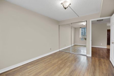 For Lease - 8 Covington Road Unit# 507, Toronto, Ontario - Photo 5