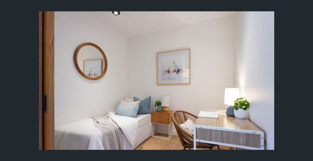 Fully furnished Modern Clean Safe and Quiet - Photo 1