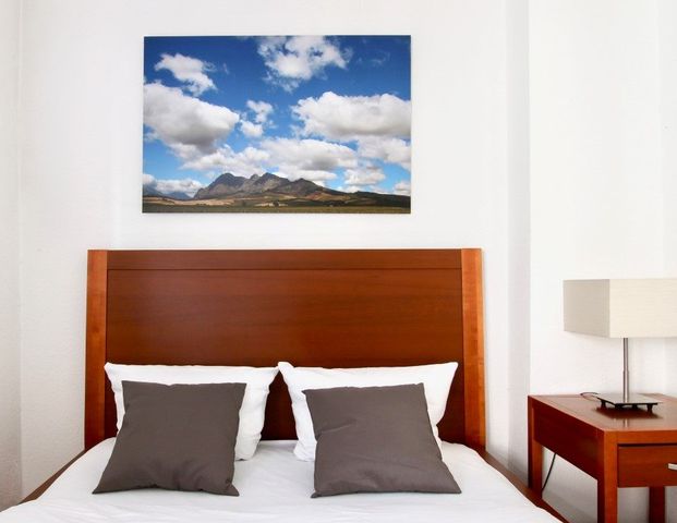 Chic möbliertes Apartment mit Aufzug im Herzen von Köln - Photo 1