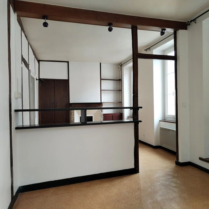 Égreville - Photo 1