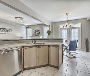 For Lease - 19 Kaitting Trail, Oakville, Ontario - Photo 4