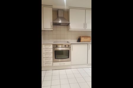 1 Bed Flat, Middlesex Street, E1 - Photo 5