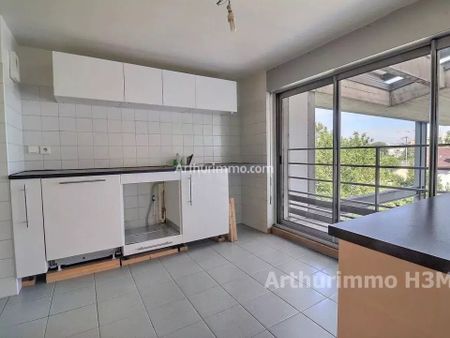 Location Appartement 4 pièces 81 m2 à Colombes - Photo 2