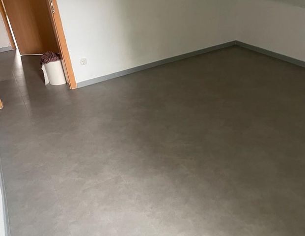 Dachgeschosswohnung zu vermieten - Photo 1