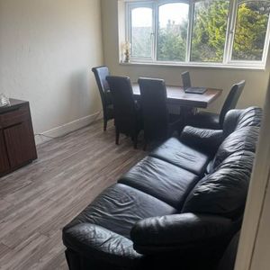 Room in a Shared House, Heathhurst Road, CR2 - Photo 2