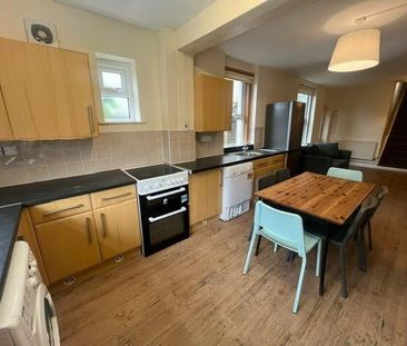 Room in a Shared House, Harcourt Road, BS6 - Photo 1