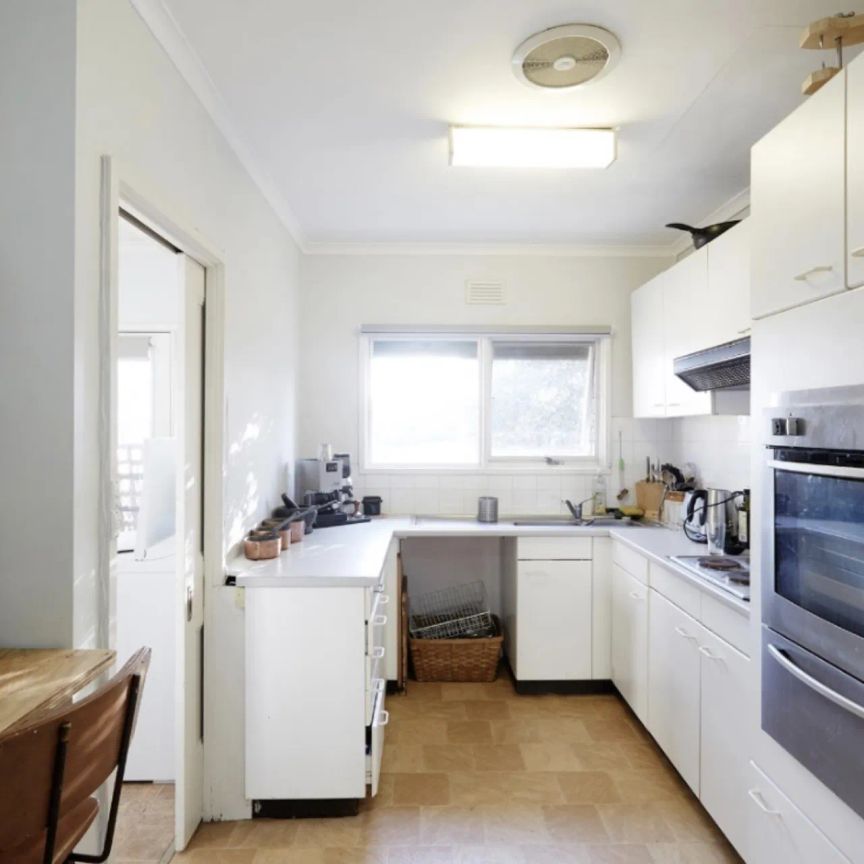 Great Location! - Photo 1