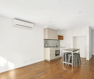 3/167 Lower Heidelberg Road, Ivanhoe VIC 3079 - Apartment For Rent ... - Photo 2