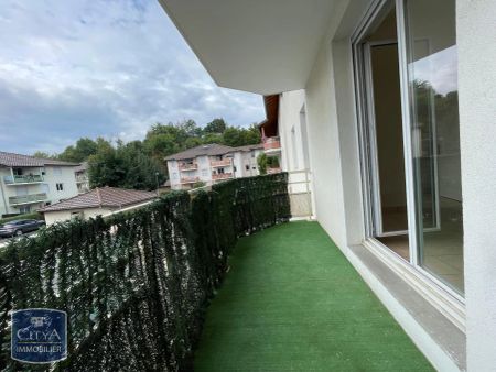 Appartement à louer 3 pièces 61.95m² - Photo 2