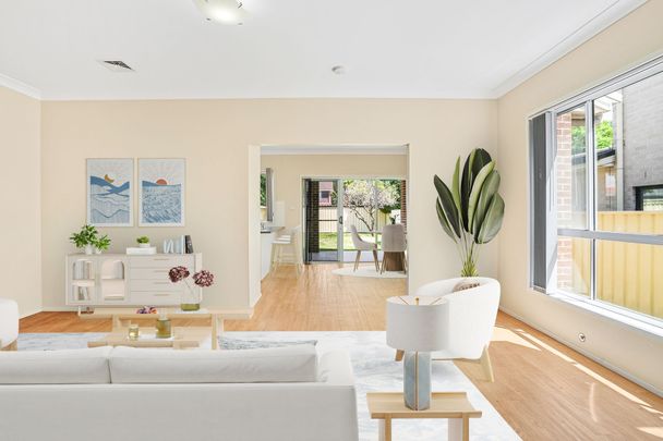 Great Location - 4 Bedroom Duplex - Photo 1