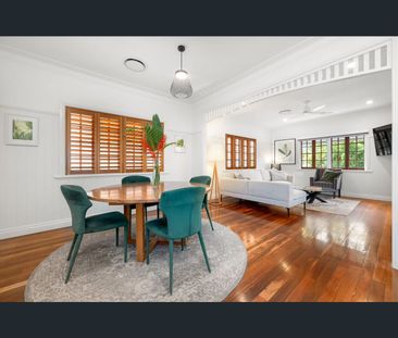 11 Palm Avenue, Sherwood, Qld 4075 - Photo 2