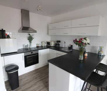 2 bedroom apartment to rent - Photo 5