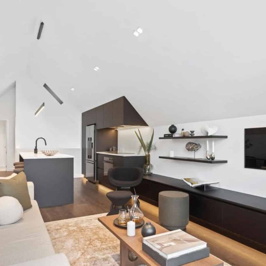 1B Creamer Avenue, Belmont - Photo 1