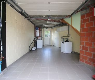 Instapklare woning (2004) met zonnepanelen en idyllische tuin - Photo 5