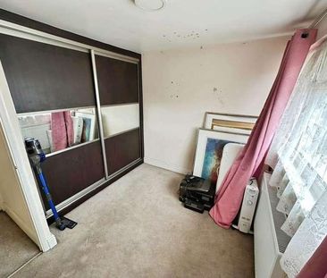 Burnham, Slough, SL1 - Photo 3