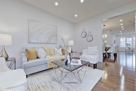 For Lease - 28 Township Avenue, Richmond Hill, Ontario - Photo 4