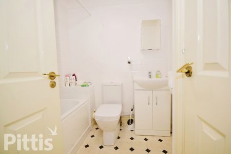 2 bedroom apartment to rent - Photo 4