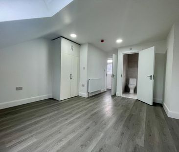 Room in a Shared House, Meyrick Road, NW10 - Photo 1