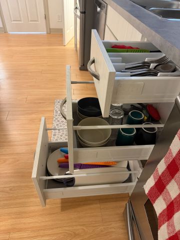 For Lease - 2 Coates Avenue, Toronto, Ontario - Photo 3