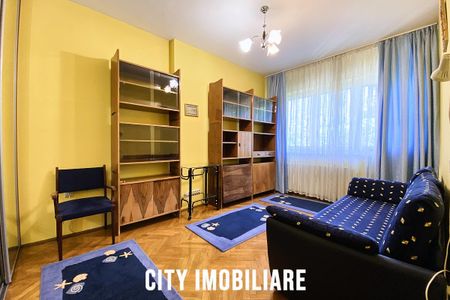 Apartament 3 camere, decomandate, S 100 mp, garaj, str. Hajdeu. - Fotografie 3