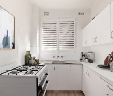 Coastal Charm Meets Urban Convenience - Photo 6