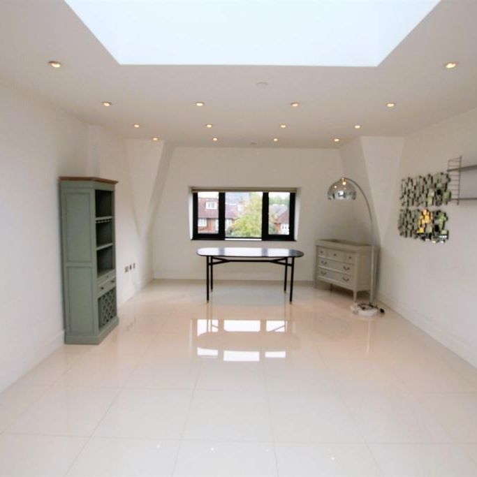 3 bedroom apartment to rent - Photo 1