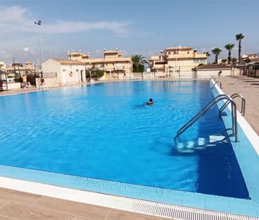 Piso de alquiler en Calle Monte de Santa Pola, 35, Monte Faro - Alt... - Photo 4