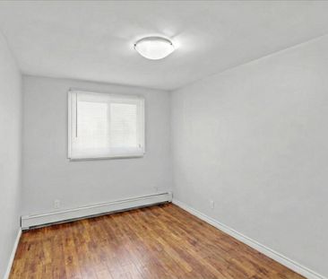 For Lease - 57 Linnwood Avenue, Cambridge, Ontario - Photo 2