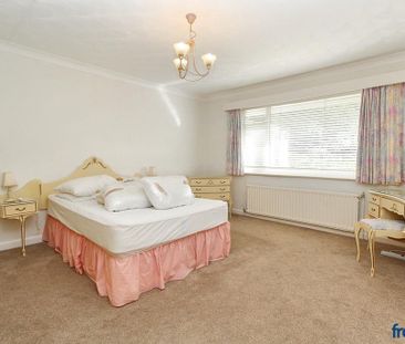 3 bedroom detached bungalow to rent - Photo 4