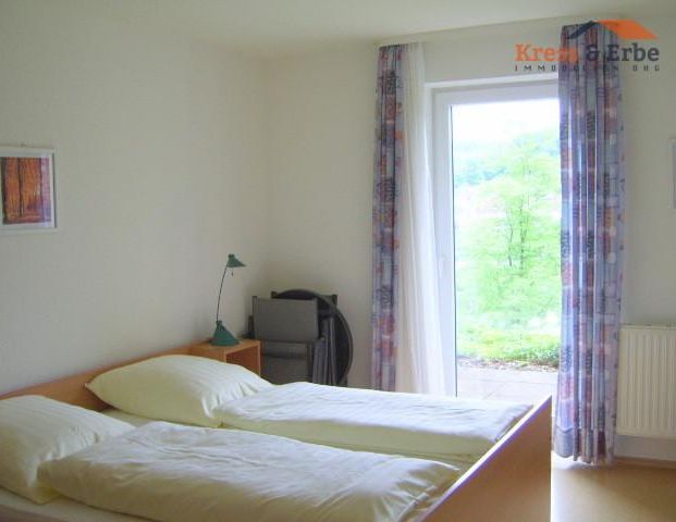 Möbliertes 2 Zimmer-Appartement mit Küchenzeile und Terrasse in sehr gepflegter Wohnanlage - Photo 1