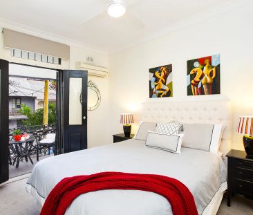 STYLISH VICTORIAN TERRACE IN THE HEART OF GLEBE - Photo 5