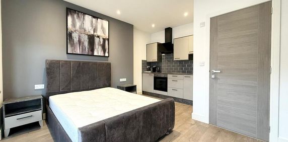 Studio to rent - Photo 2