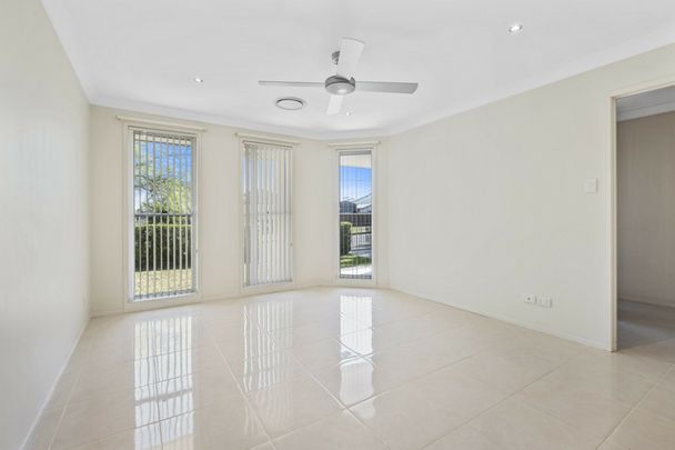 Ideal Family Home � Walk to Marayong Station - Photo 1