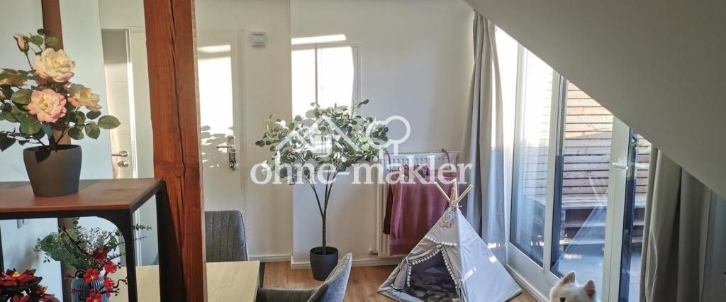 Licht & Design unterm Dach: Hochwertige 2-Zimmer-Wohnung mit Neubau-Charakter - Photo 1