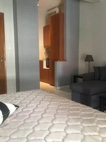 Studio/Γκαρσονιέρα για ενοικίαση Κέντρο (Πετρούπολη) - Photo 4