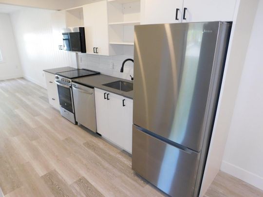 FOR RENT – 6468 Summit Street, Halifax, Nova Scotia - Photo 1