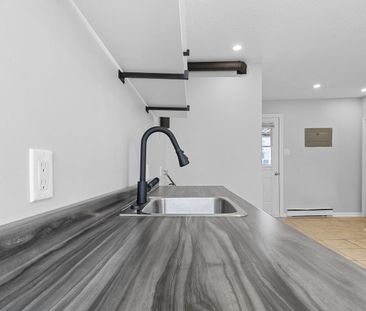 Updated 2-Bedroom in Historic Old Hull – 112 Rue Garneau Unit A - Photo 3