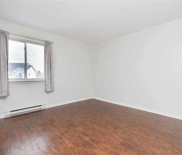 For Lease - 91 Aspen Springs Drive Unit# 304, Clarington, Ontario - Photo 2