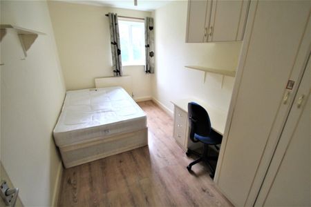 Pennington Court, Delph Lane, Woodhouse, LS6 2RW, Leeds - Photo 5