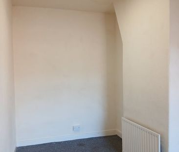 2 Bed Terraced House, Ivy Street, M40 - Photo 5