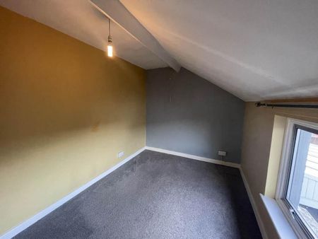 3 bedroom semi-detached house to rent - Photo 4