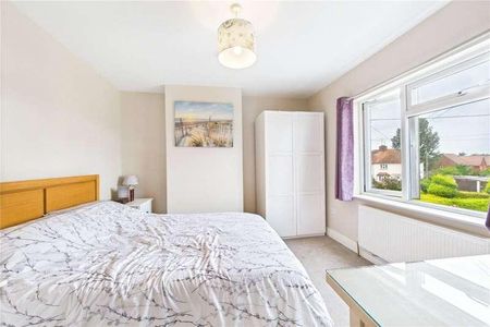 Grazeley Road, Three Mile Cross, Reading, Berkshire, RG7 - Photo 2