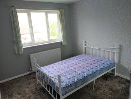 Students only - Four DOUBLE ROOMS - Photo 3