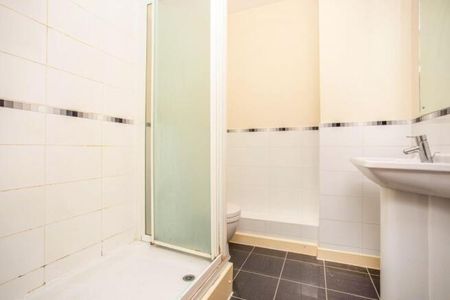 Manhattan Avenue - Photo 5