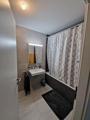 Superbe 3,5 pièces d'env. 100 m2 avec vue sur le Moléson - Foto 5