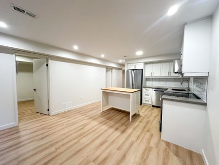 For Lease - 813 Groveland Avenue Unit# Bsmt, Oshawa, Ontario - Photo 3