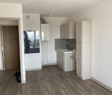 Location Appartement 2 pièces 35m² GRANVILLE 50400 - Photo 2