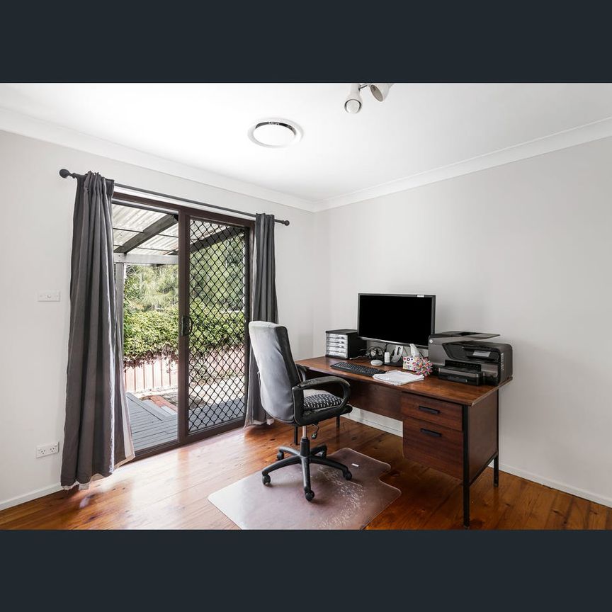 87 Isaac Smith Parade Kings Langley - Photo 1