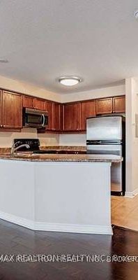 Sheppard/Allen Bright +Spacious 2Bdrm Lrg Balcony 1Locker 1Parking - Photo 1