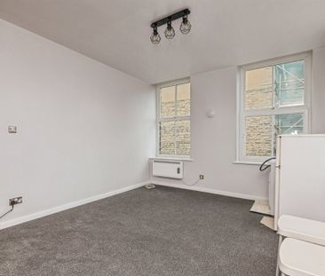 Byram Street, Huddersfield - Photo 1